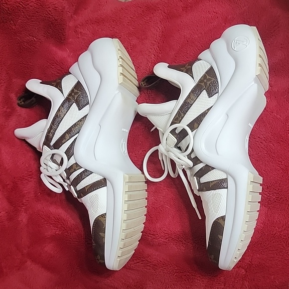Louis Vuitton Archlight Sneaker - Picture 4 of 9